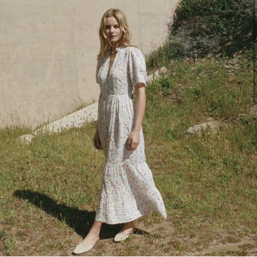 Doen Hathaway in Spring Bouquet